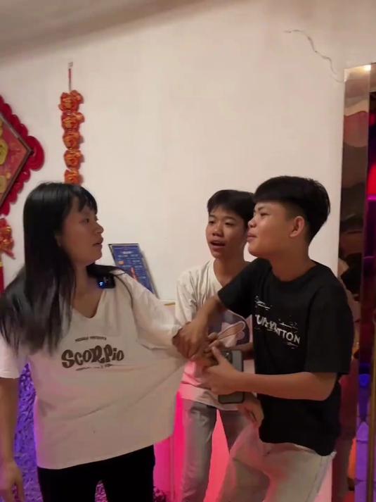 这下好了只能吃白粥了吧