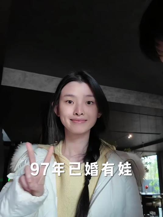 和朋友出门去温泉酒店泡汤放松一下