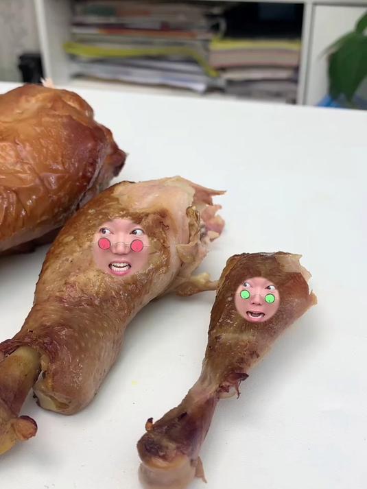 我变成了大鸡腿 吃着真得劲儿 今日好笑瞬间