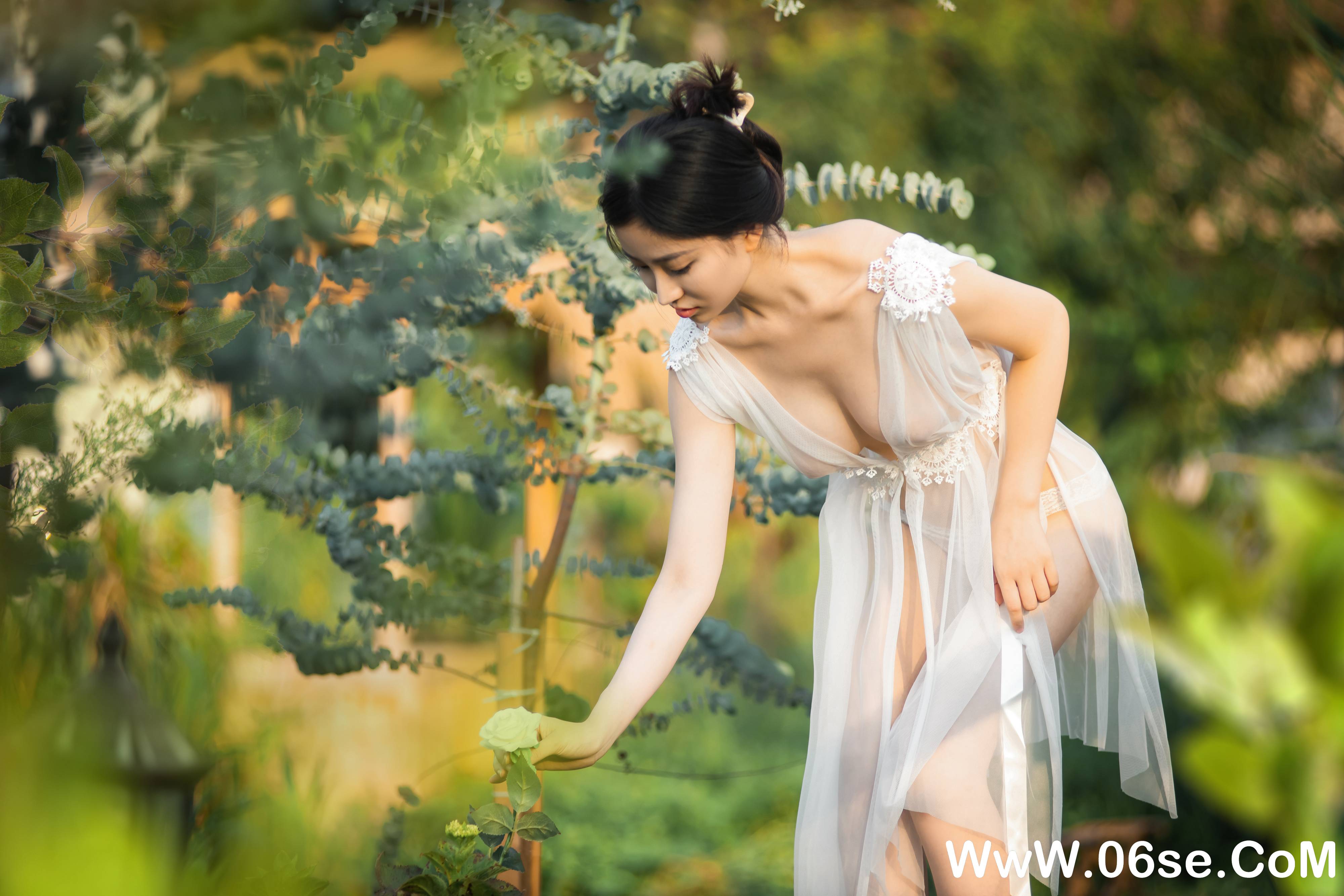 图片[18]-年年Nnian NO.012 — 神明之女 [23P145M]-六色网