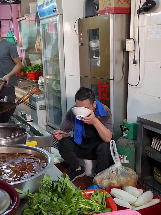 #在家做美食#忙到青菜汤水对付一餐，累也要坚持