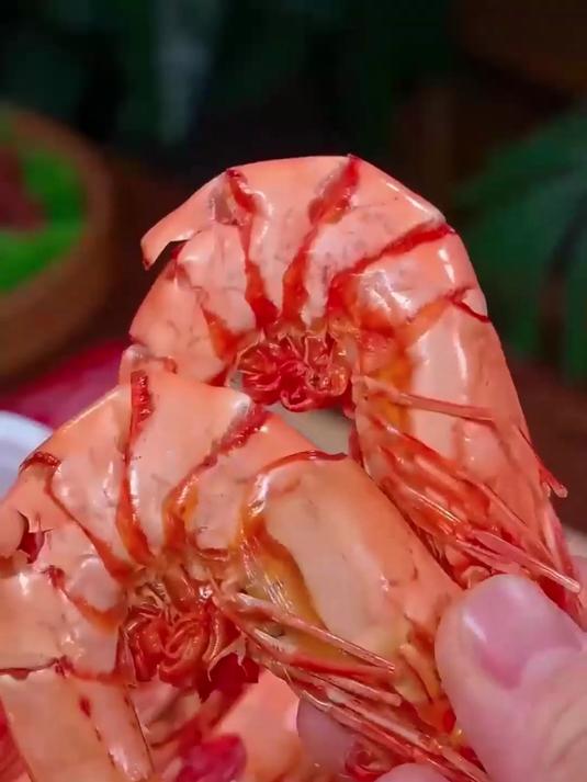 烤虾干，软硬合适，嚼着不费劲