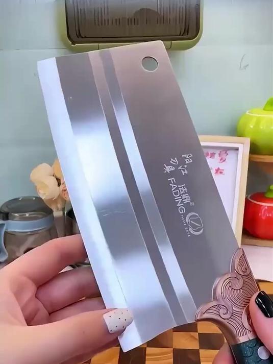 中国菜刀一体锻打菜刀,斩切两用,源头工厂批发价,简直不要太好