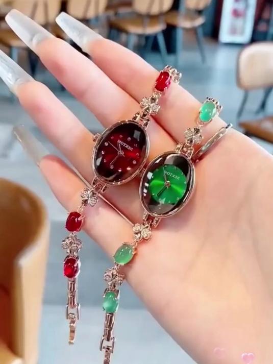 精致女人都爱它!红宝石腕表藏着小心机,百搭设计太能打