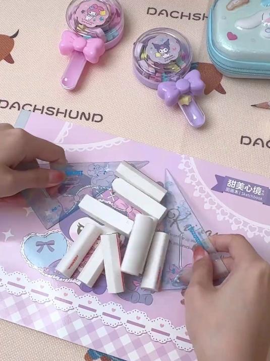 不会吧!同桌上课怎么在炒年糕啊!?