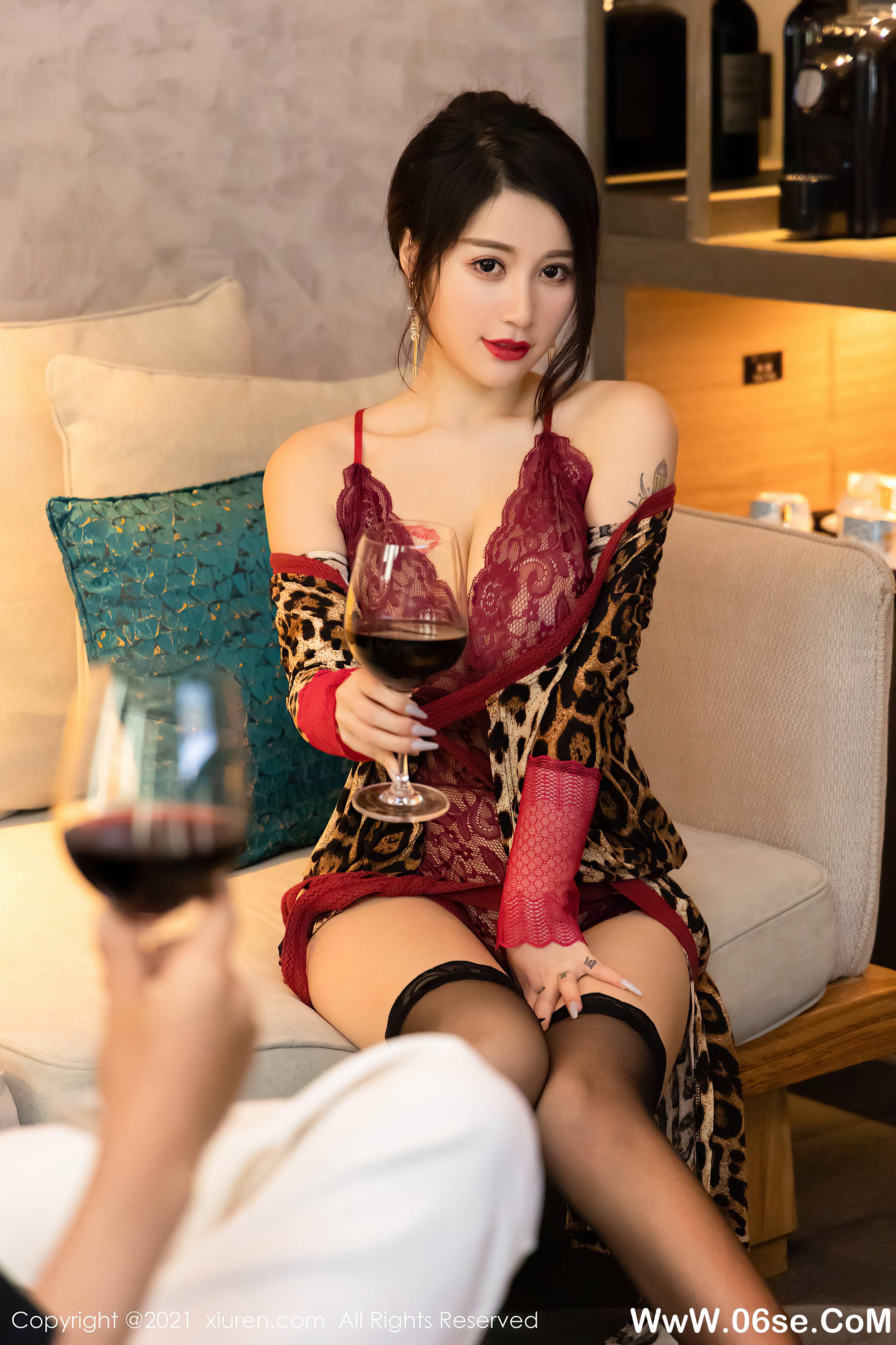 图片[41]-[XIUREN秀人网] 2021.06.30 NO.3605 美七Mia[92+1P0.98G]-六色网