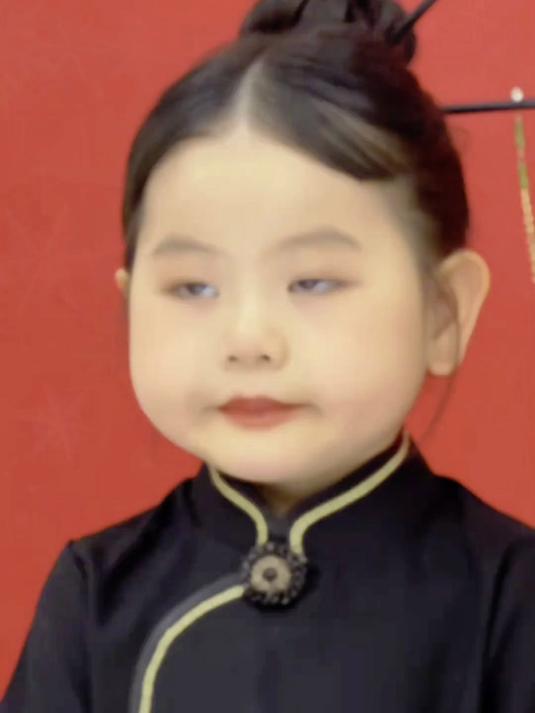 解锁妹崽和灏哥人生中的第一张证件照