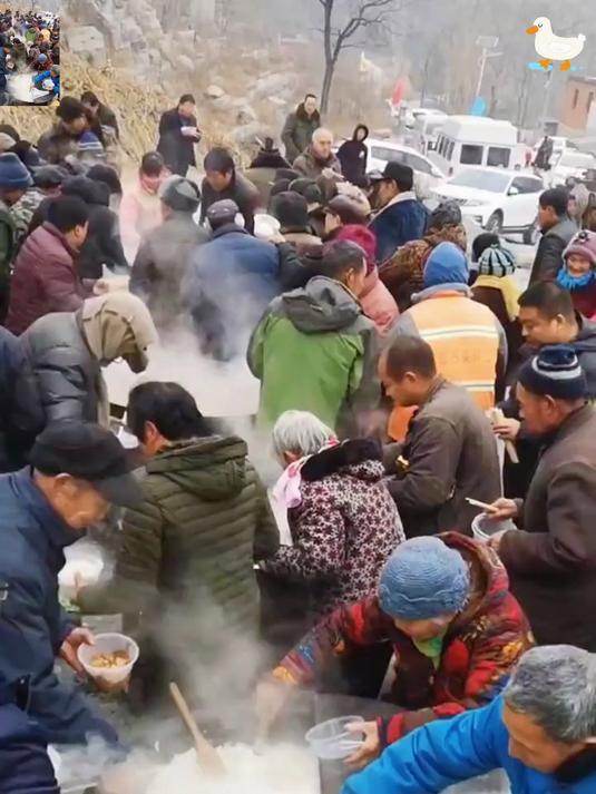 姐妹们这种东北珍珠米你们吃过吗用这个米煮出来的饭特别的香!