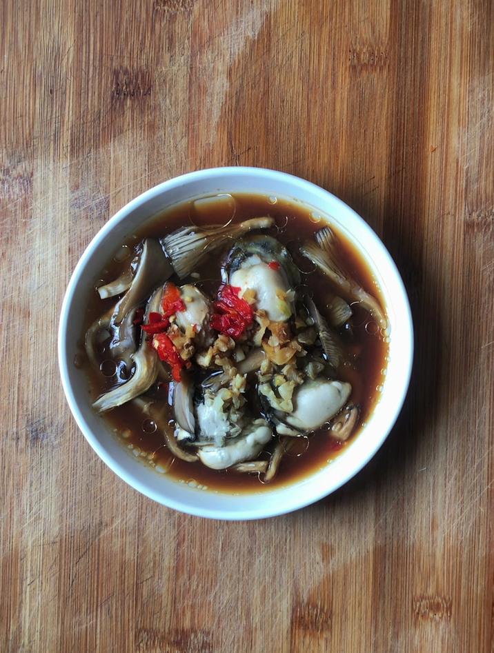 清蒸生蚝的做法蒸几分钟,蒸10分钟即可