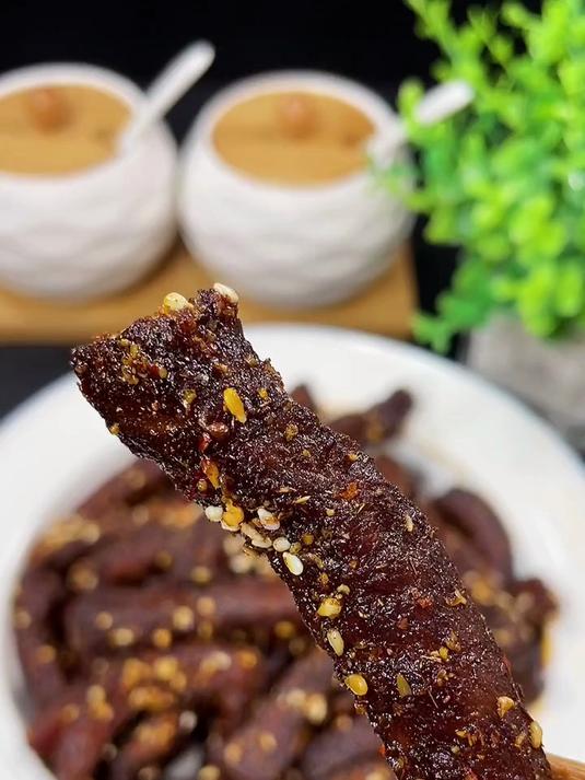 家庭版麻辣牛肉干,实惠又好吃#牛肉干#
