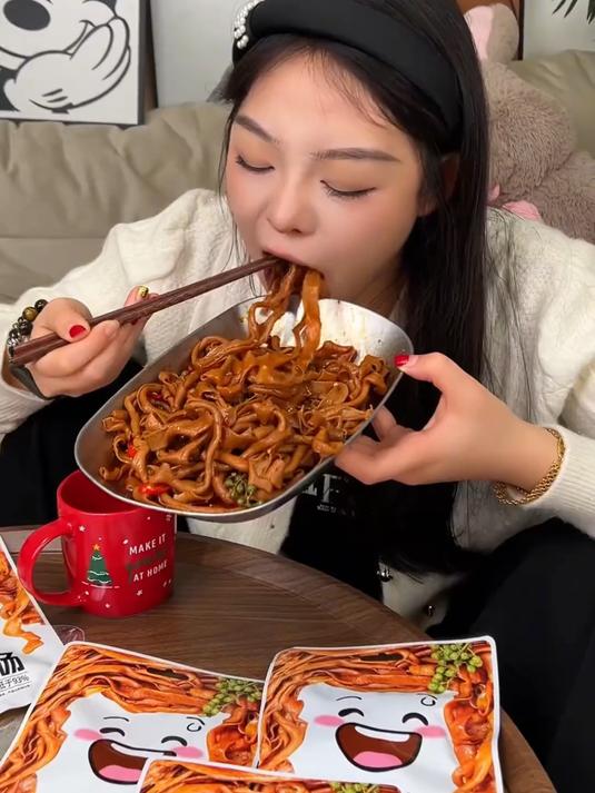 又麻又辣的藤椒鸭肠干净又卫生朋友