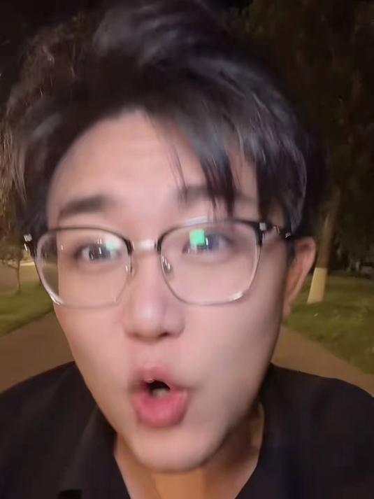 通过头像分析一个女孩性格