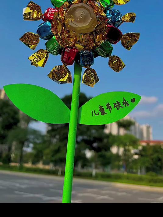 用牛肉干和果冻给宝贝做一朵太阳花吧！806