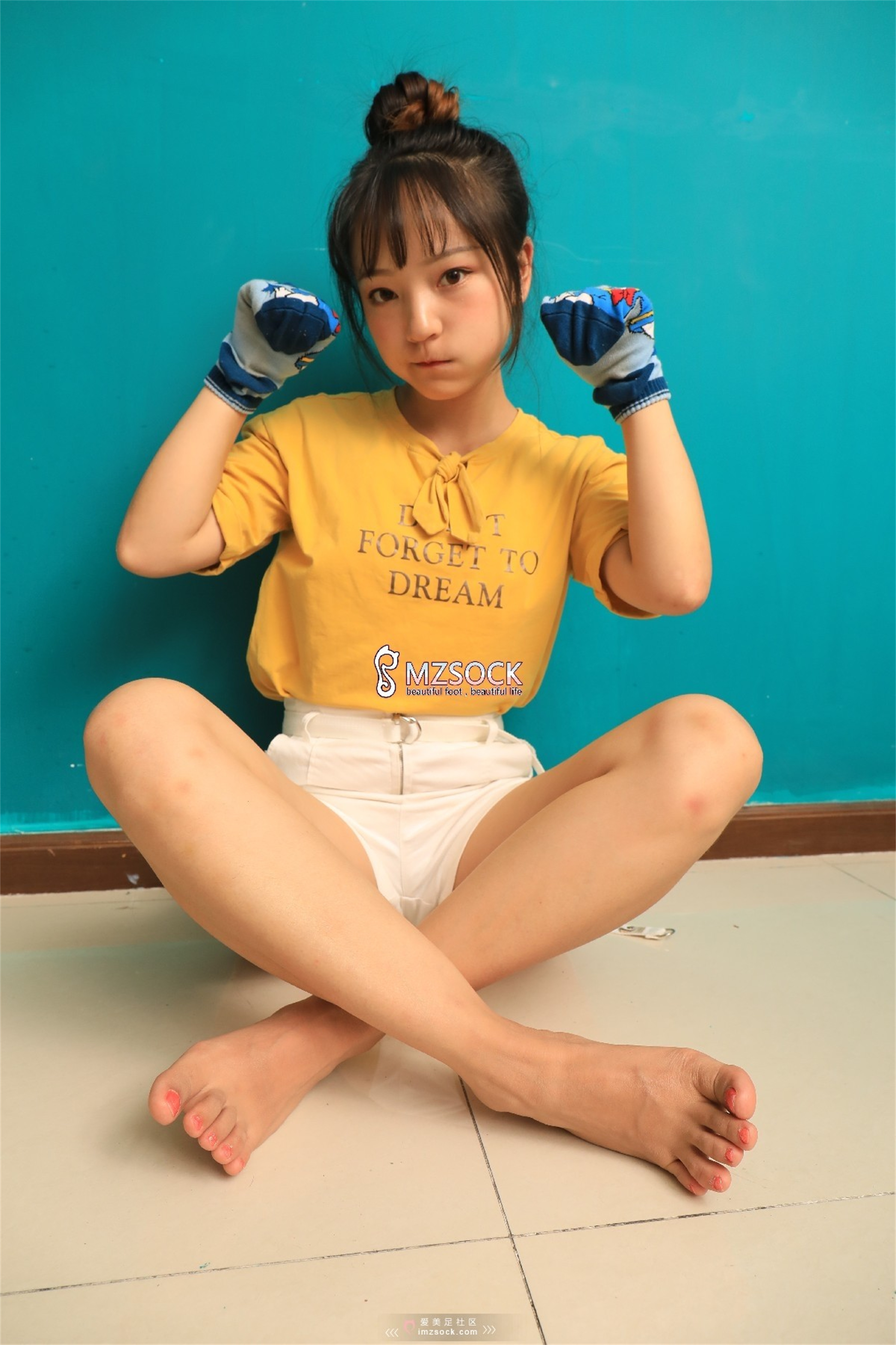 图片[23]-[MZSOCK]爱美足 NO.057 果儿[45P93M]-六色网