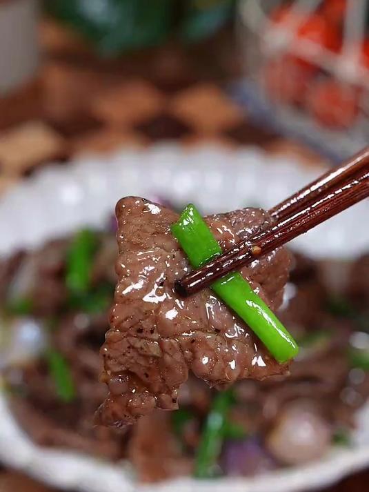 黑椒牛肉片太下饭了