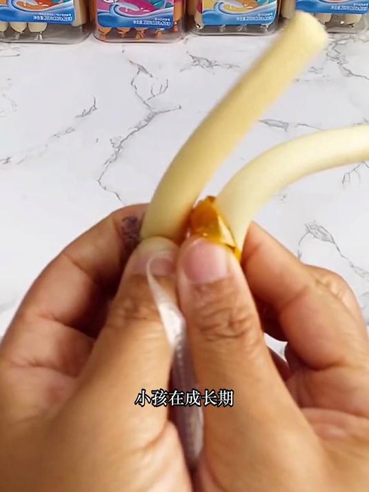 力诚家高钙爆浆鳕鱼肠家里有宝宝的一定要多囤点配料