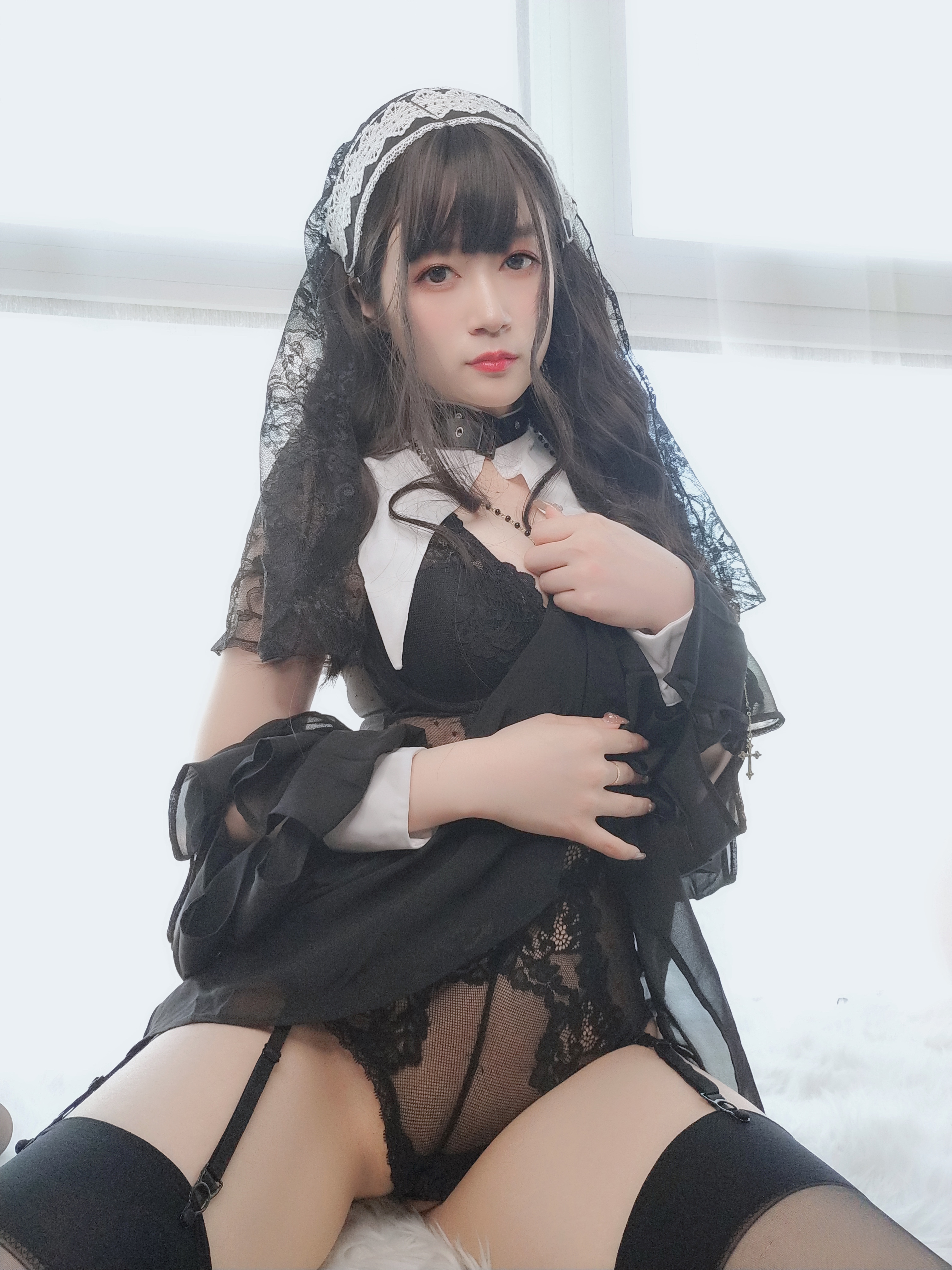 图片[63]-Coser小姐姐白银 NO.044 – 蕾丝修女[86P+7V838M]-六色网