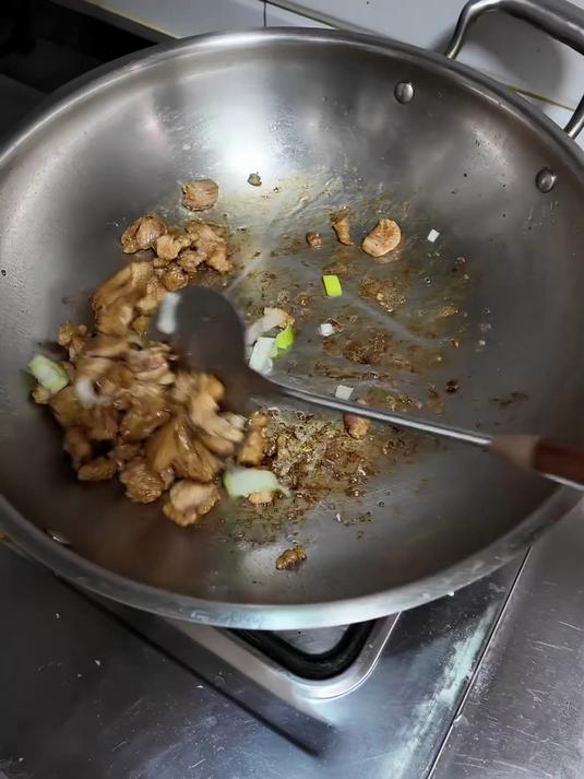 锅铲不锈钢蘑菇铲炒勺铁铲家用炒菜铲子钢柄把铁锅铲加厚炒菜勺