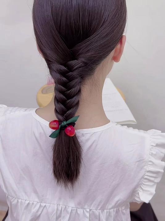 气质低盘发，鱼骨辫编发教程