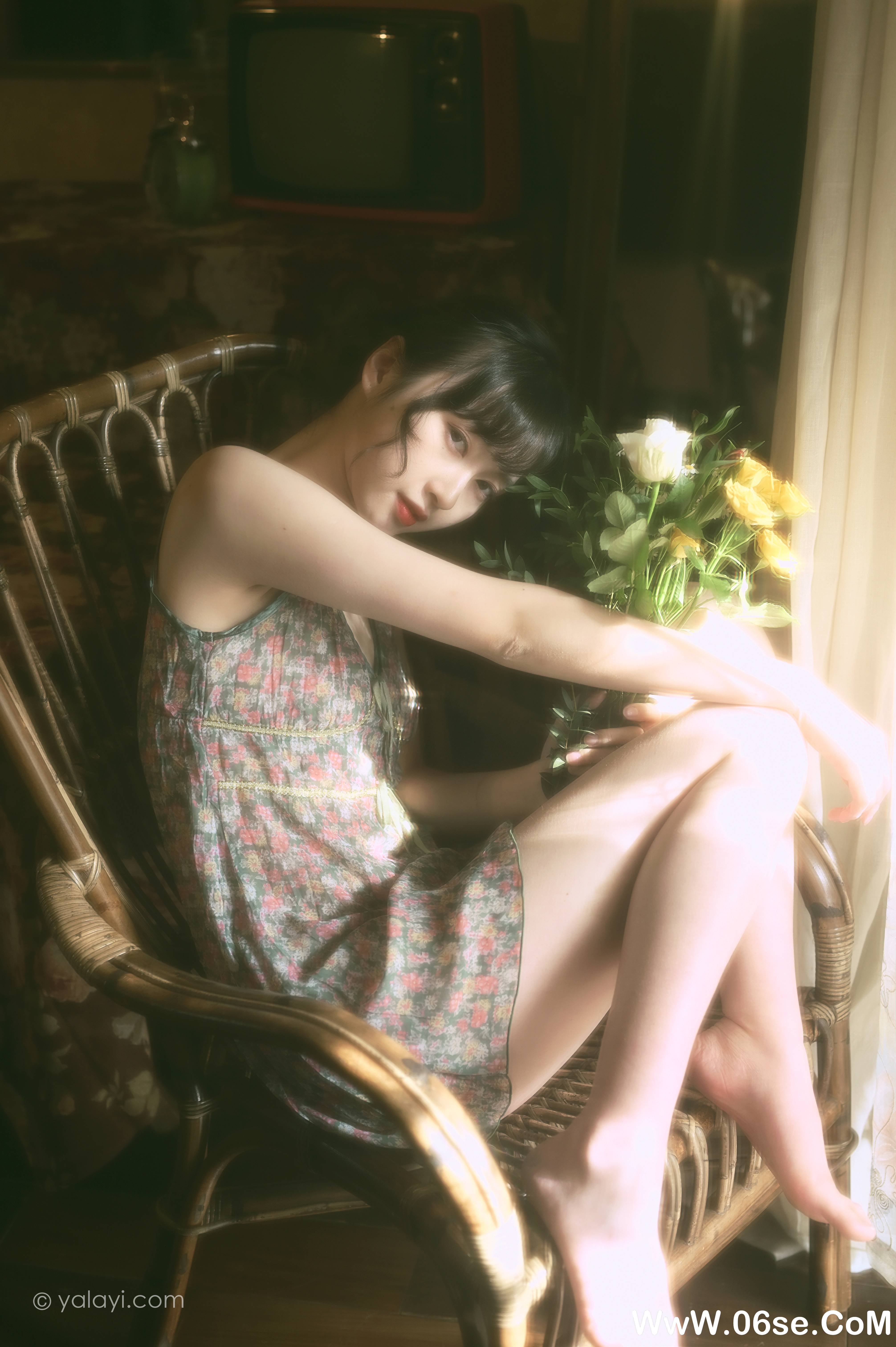 图片[23]-[YALAYI雅拉伊] 2021.03.03 NO.767 京京《拥抱着你送的花》[34P+1P525M]-六色网