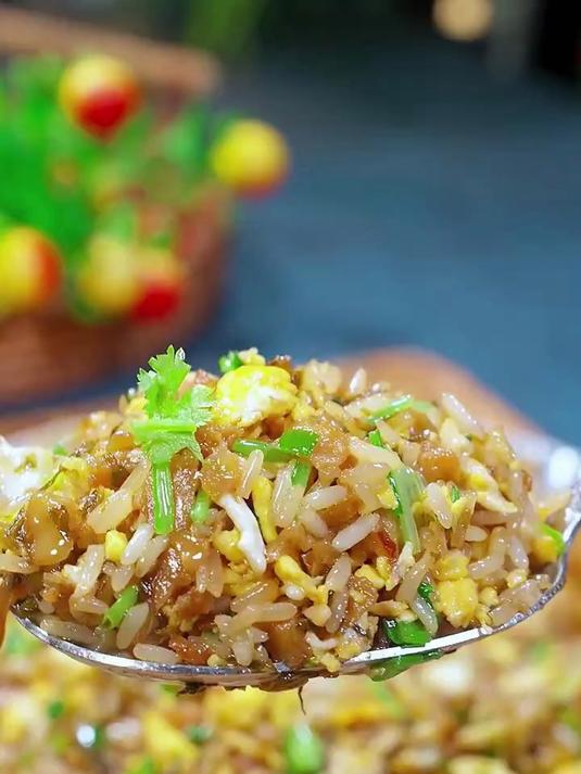 香喷喷的家常蛋炒饭