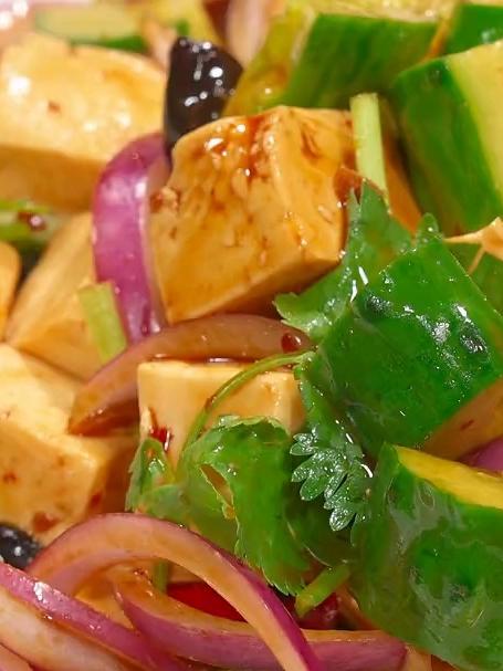 酸辣美味的凉拌豆腐