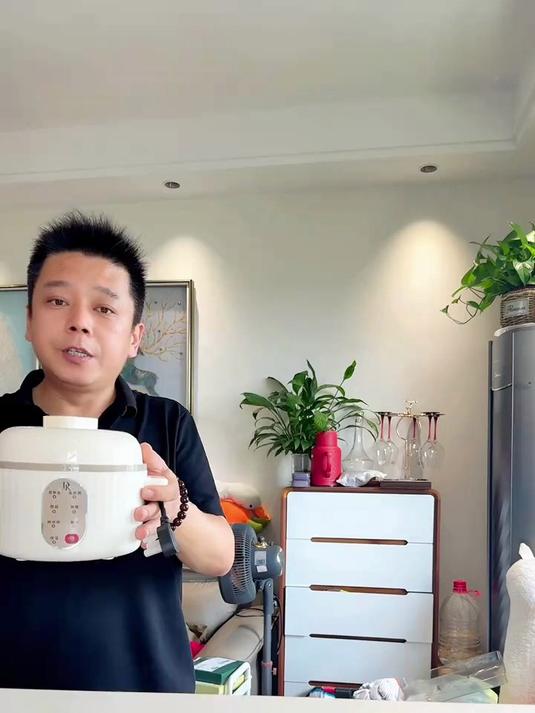 懒人必备的电炖盅,想吃啥直接一放,到点上桌就能吃!