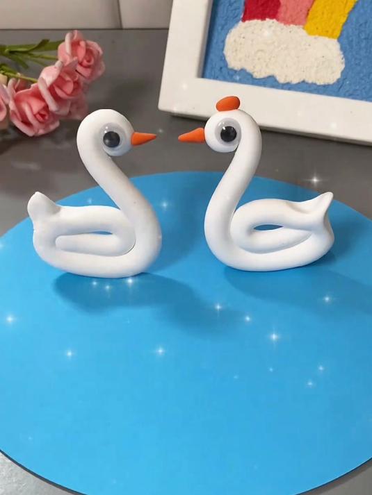 橡皮泥做的小鸭子