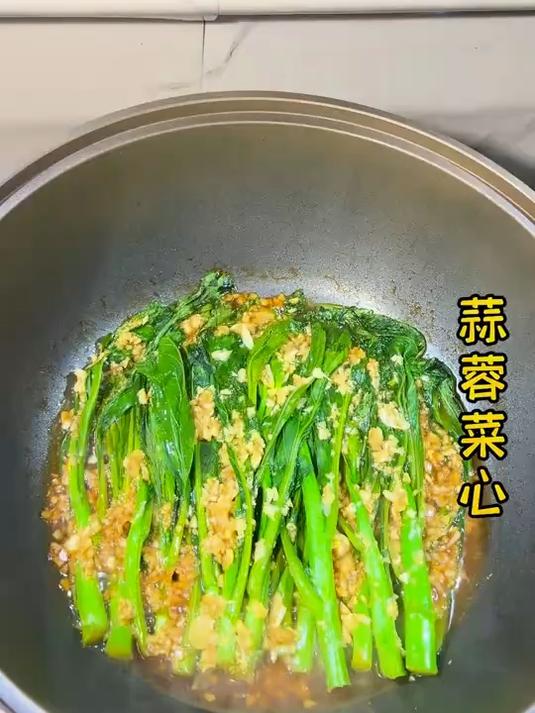 5分钟搞定的一盘菜,关键是做法简单又好吃 #懒人美食#