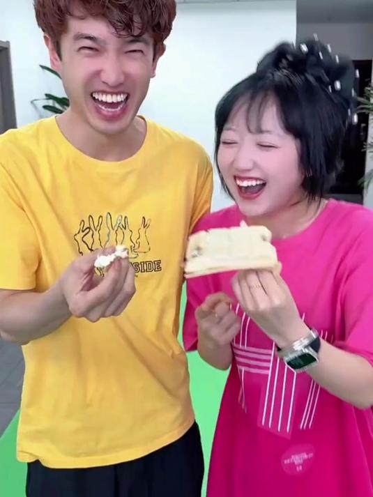 掰方糕挑战,羊公子太菜了哈哈哈