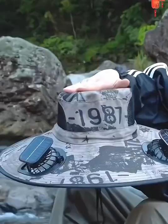 不用装电池!帽子上的小风扇跟着太阳转,钓鱼时后脑勺都有风