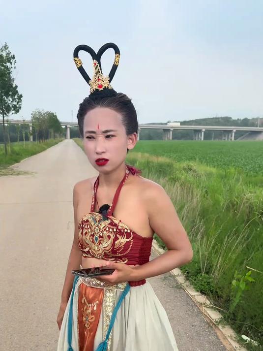 山是山,河是河,越野还得是锅锅 飞天女神 代驾