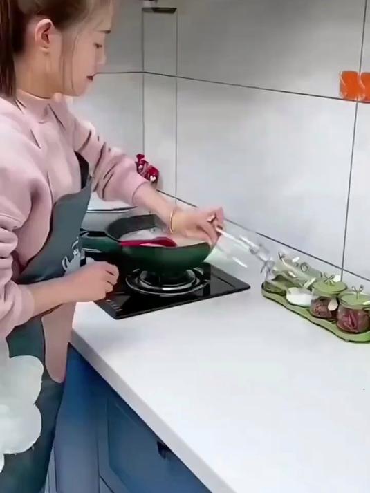 没看到你亏大了！不锈钢蒸架锅架，圆形加厚隔水隔热超实用