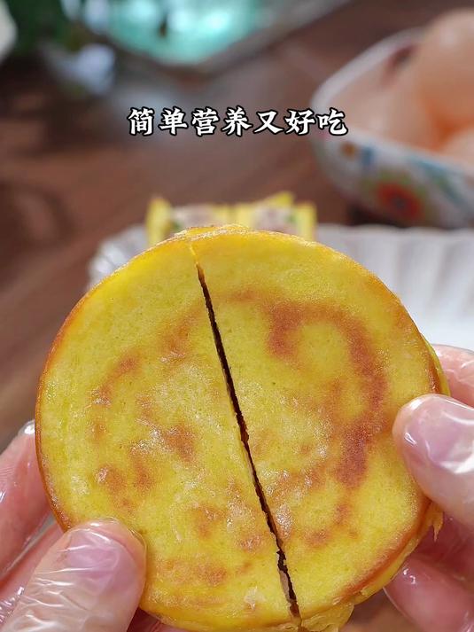 孩子爱吃的鸡蛋肉汉堡