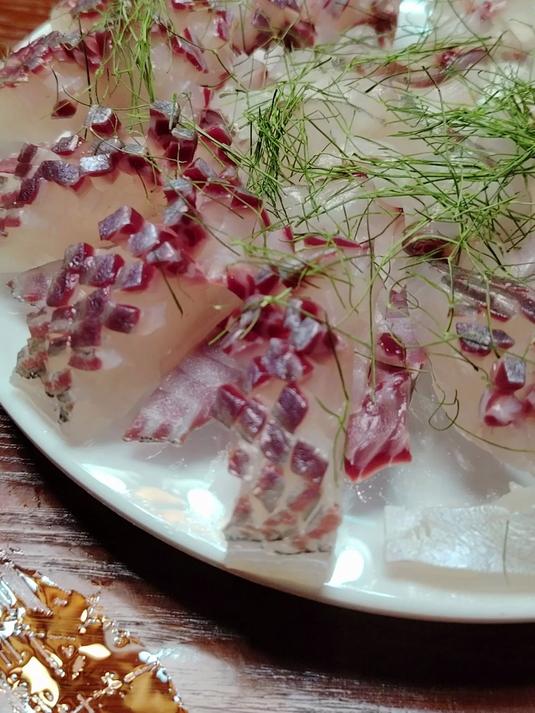 漂亮的生“鱼扣”,惊艳了所有人的新横州鱼生