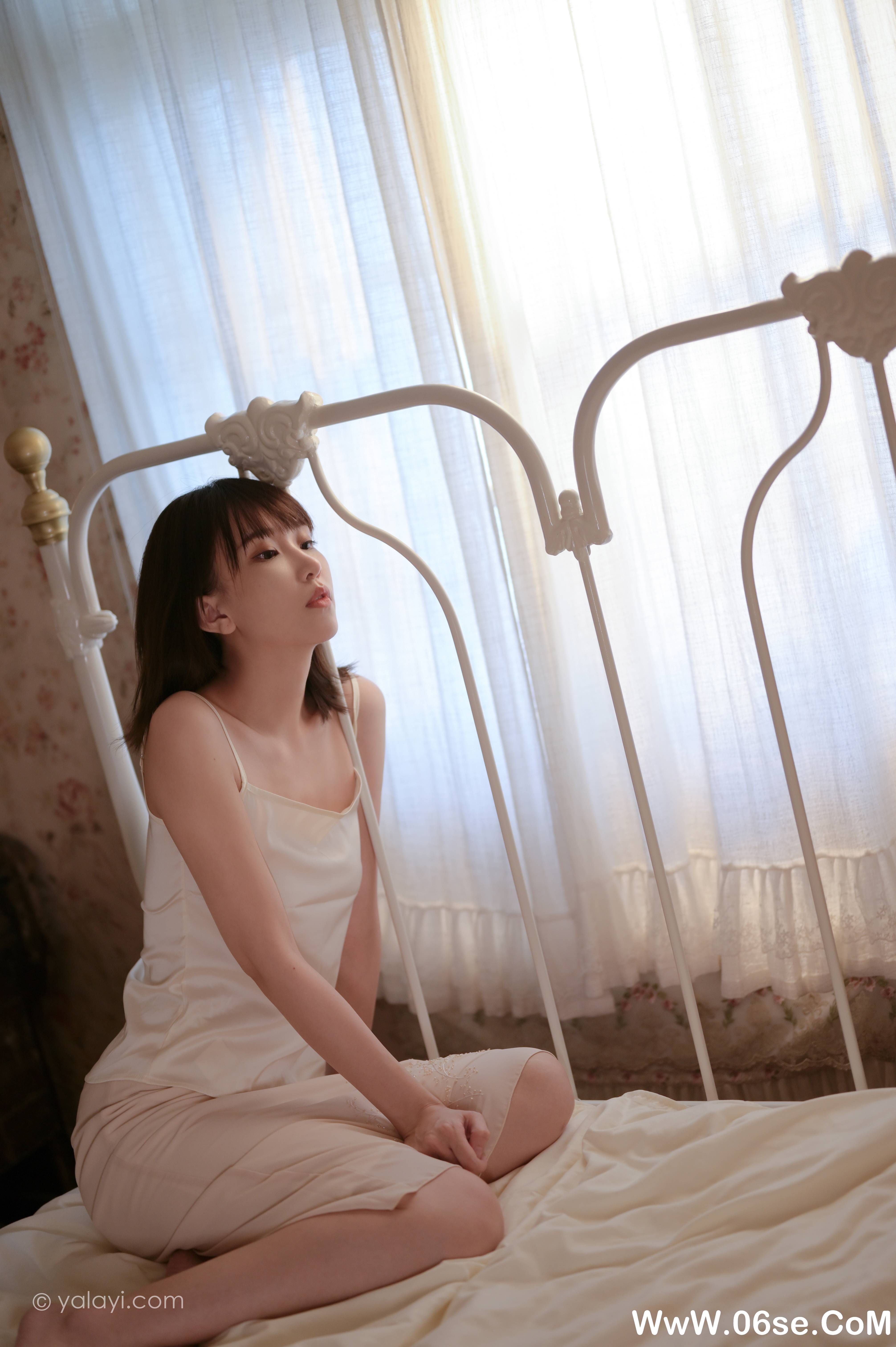 图片[25]-[YALAYI雅拉伊] 2020.08.31 NO.696 妍妍《孤独患者》[32P+1P488M]-六色网