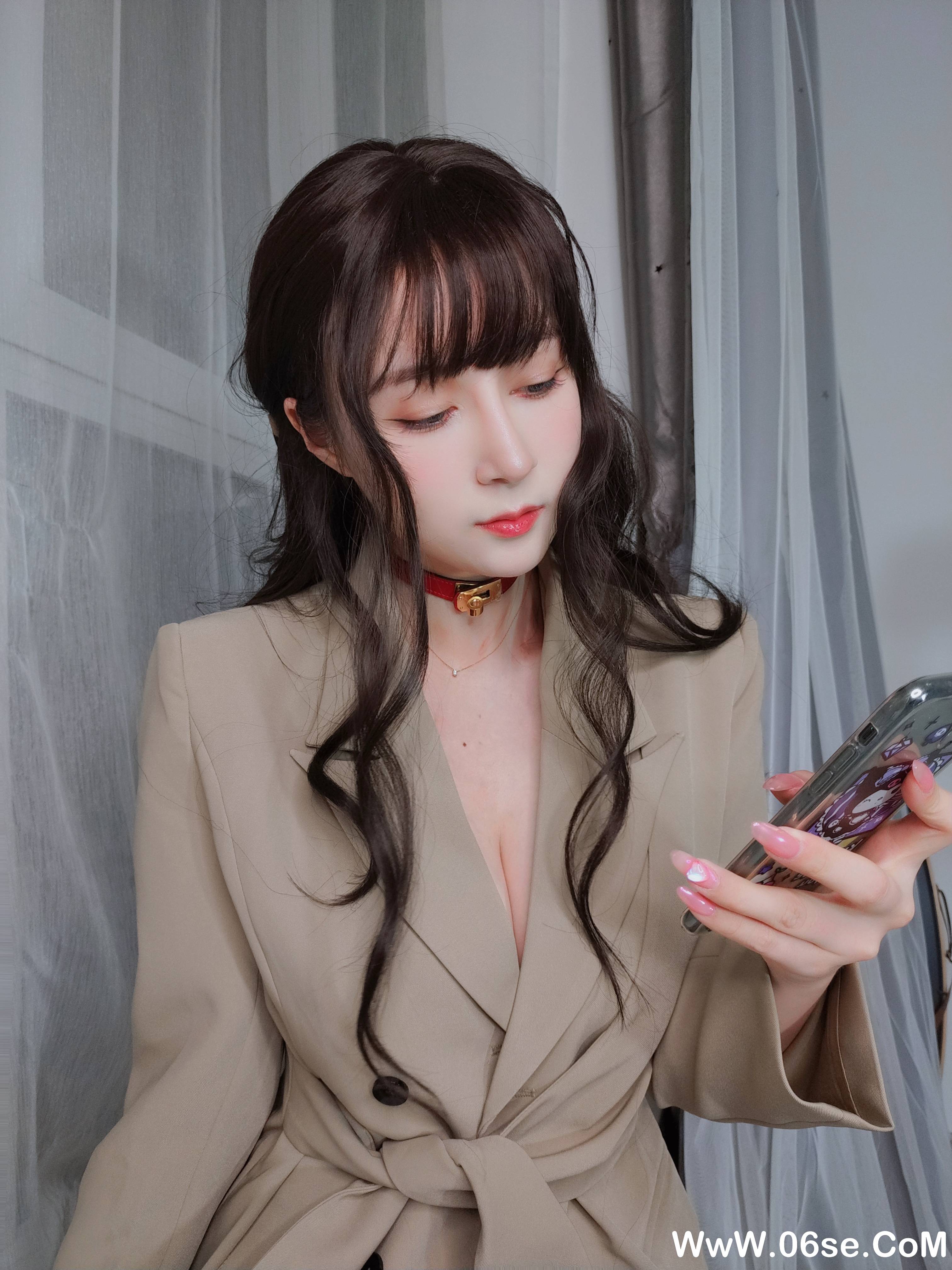 图片[17]-Coser小姐姐白银 NO.164 — 残業中 ing [25P70M]-六色网