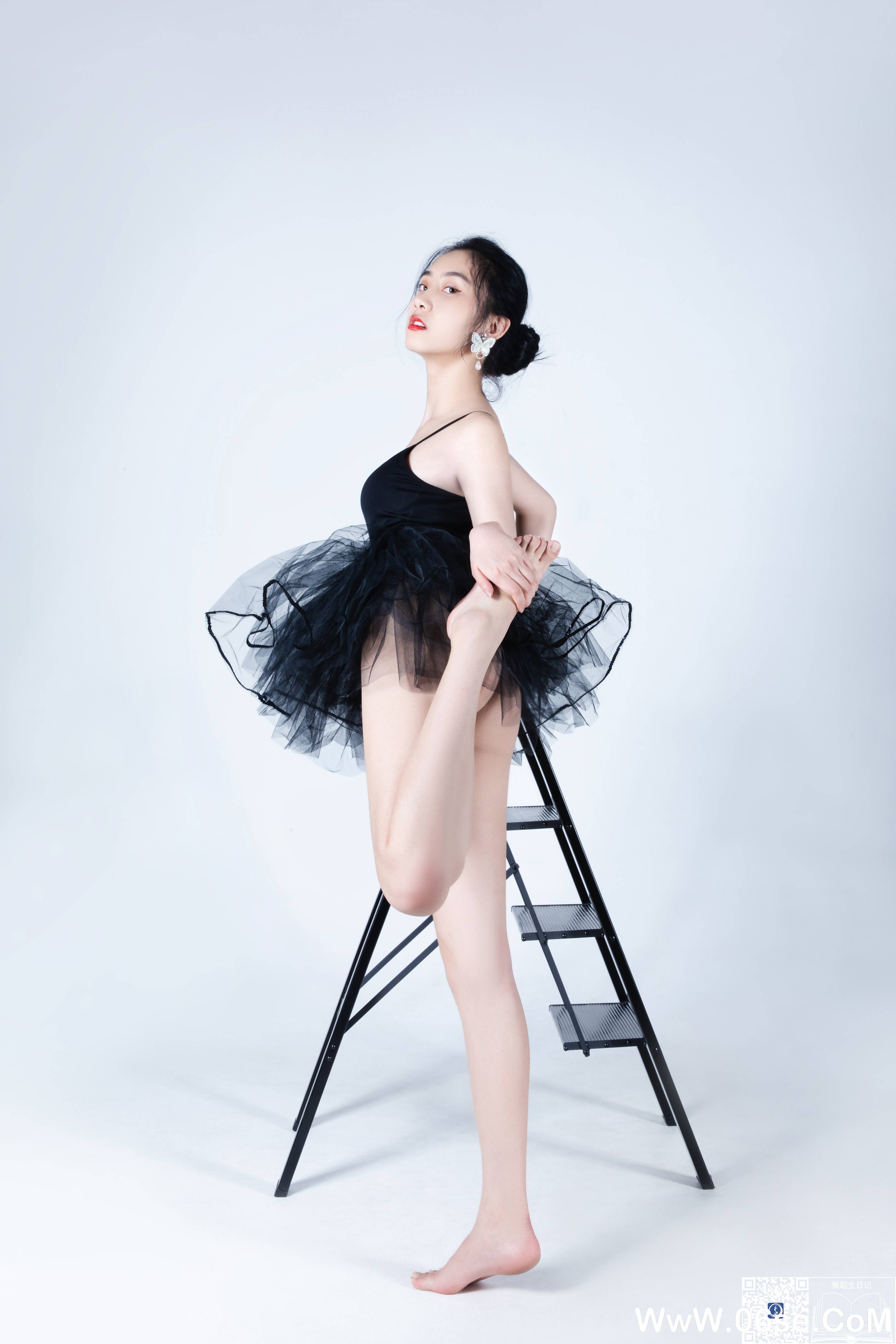 图片[13]-[GALLI嘉丽]舞蹈生日记 019 – 唐可[28P209M]-六色网
