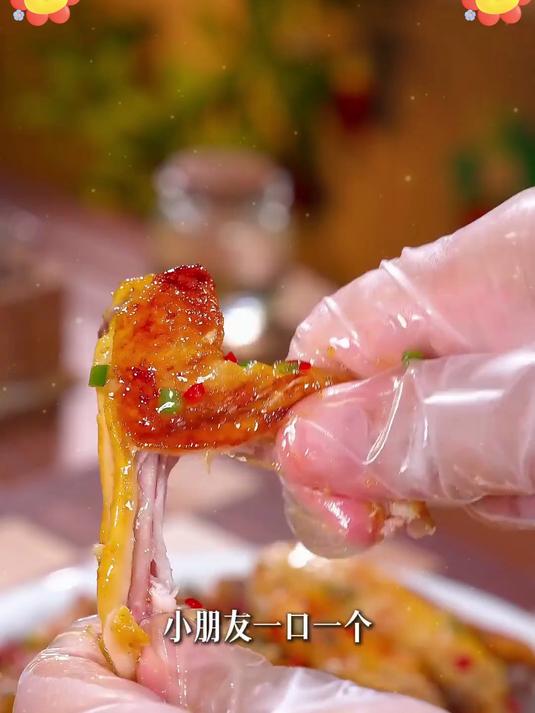 沙姜盐焗鸡粉太顶!3 步搞定盐焗鸡,超省时!