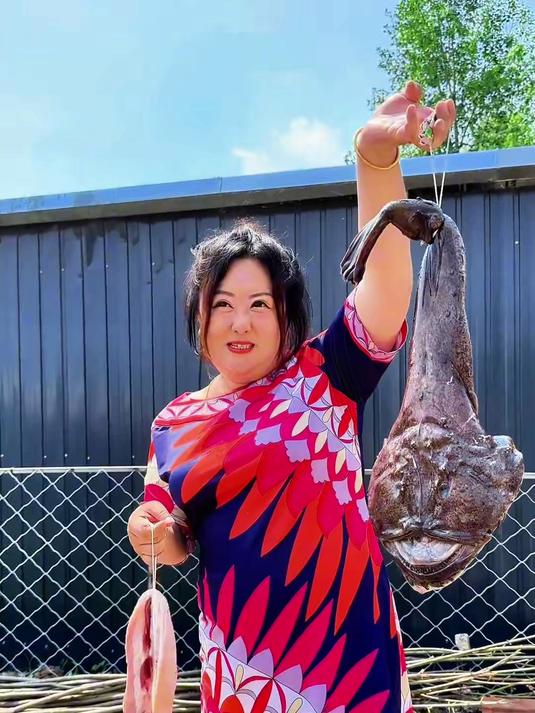 #优质视频激励计划#酿馅尖椒焖安康鱼造吧