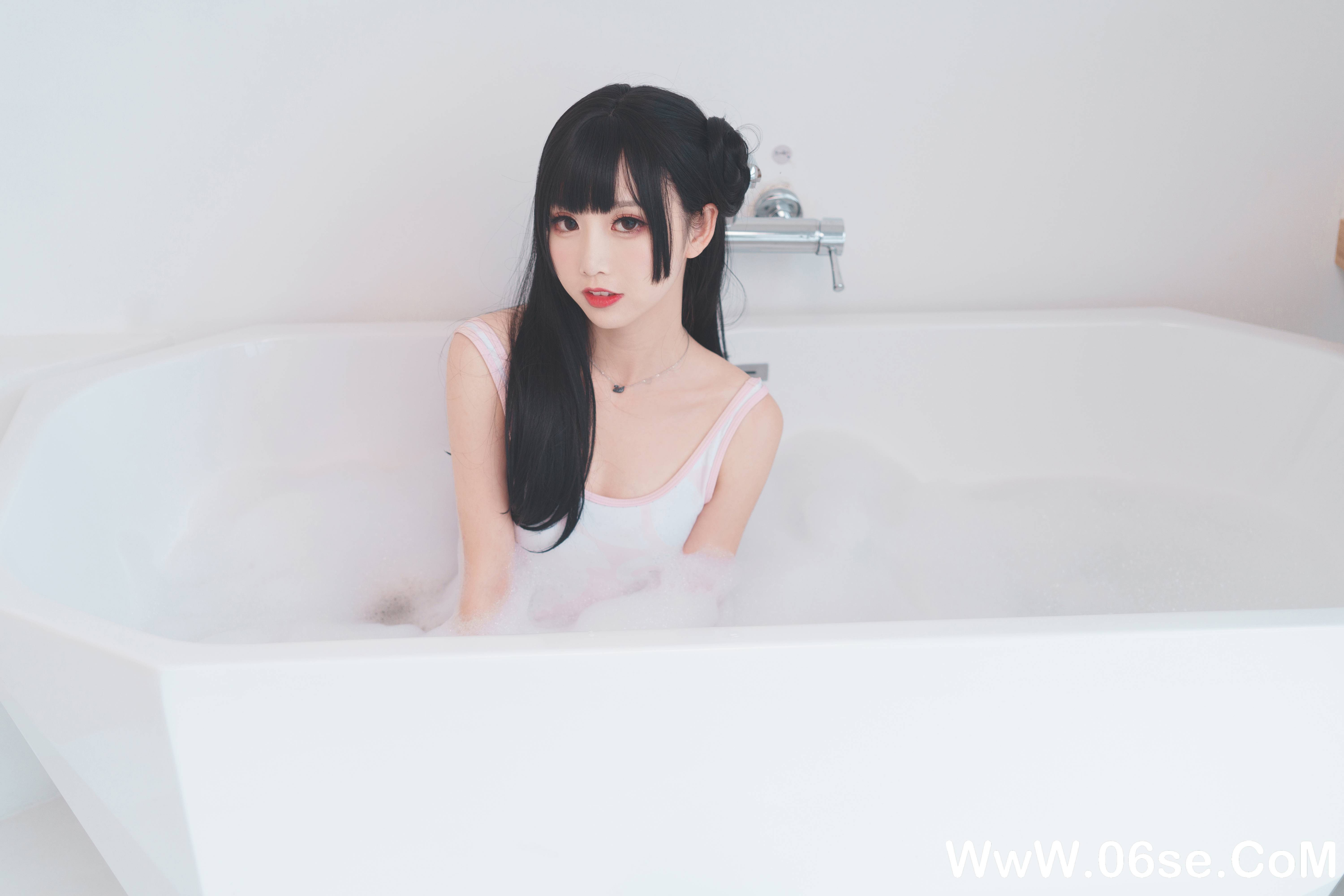 图片[4]-Coser面饼仙儿 NO.065 – 浴缸泡泡[41P426M]-六色网