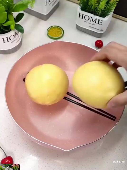 家里蒸锅太小？用这个304不锈钢蒸屉，一拉变大，超能装！