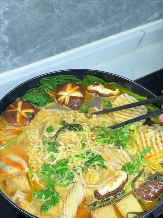 自己在家做的麻辣烫,干净卫生