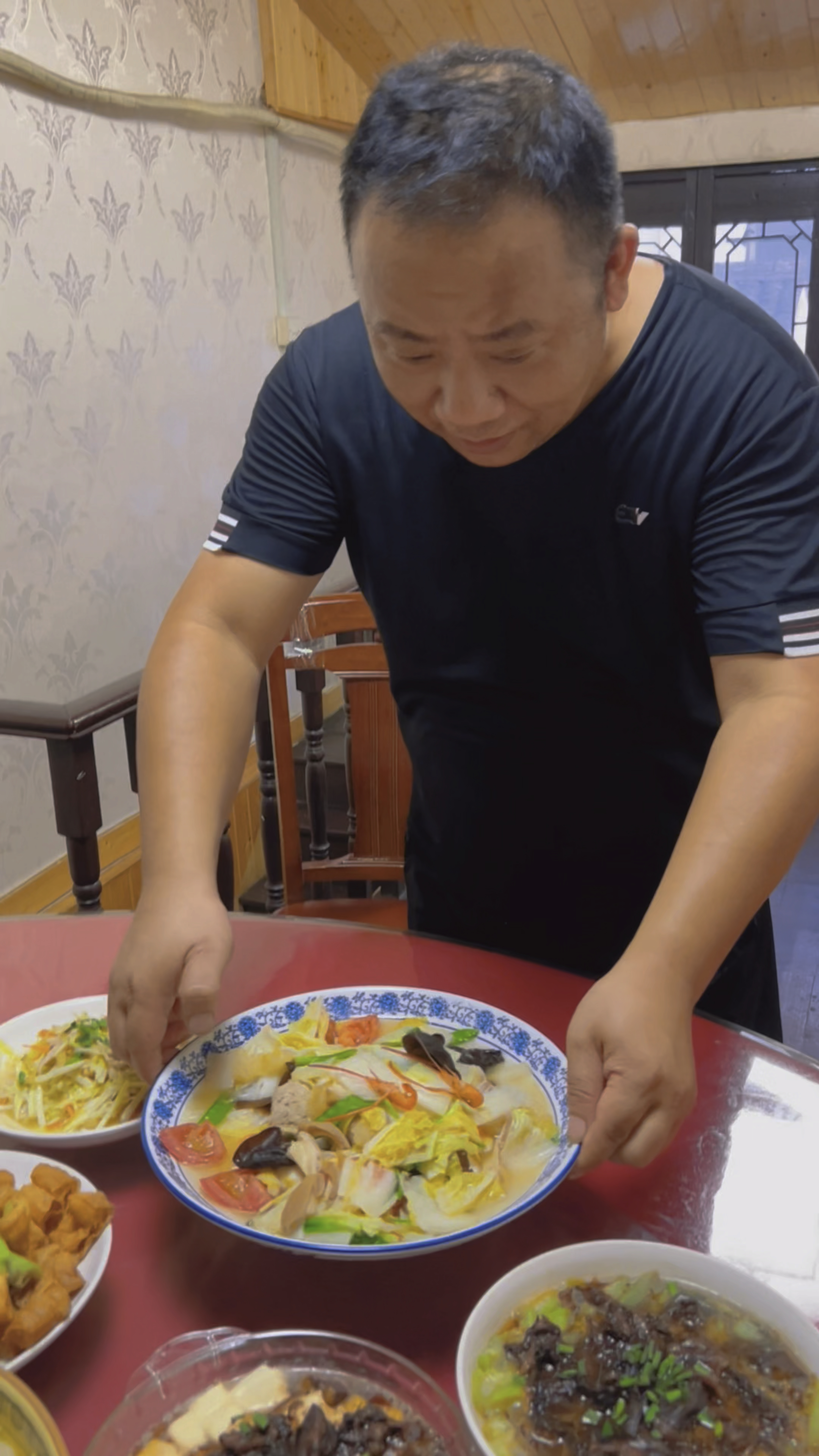 西街最便宜绍兴菜,有菜单