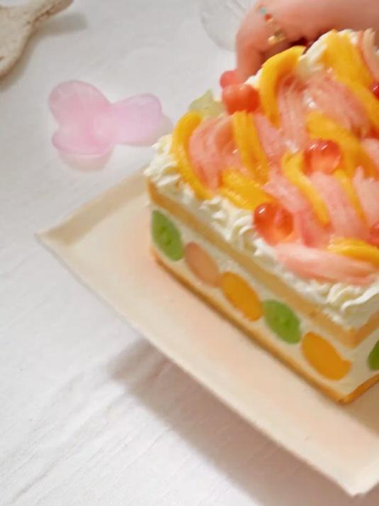 蜜桃蛋糕｜桃子季必吃！快喊你的诡秘做给你！