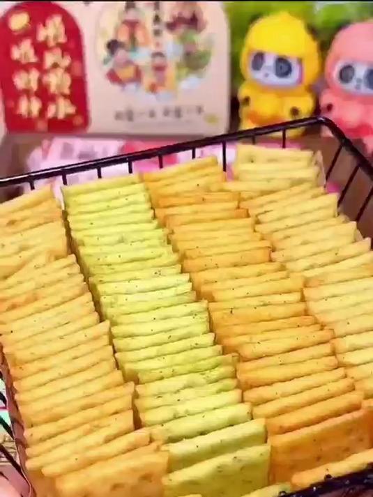 贼好吃的洽洽喀吱脆!裹满粉料咸香酥脆