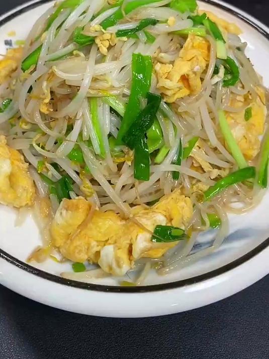 豆芽炒韭菜