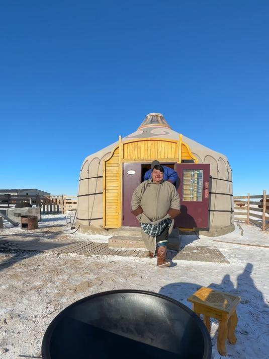 今天给大家煮一个冰冻肚包肉