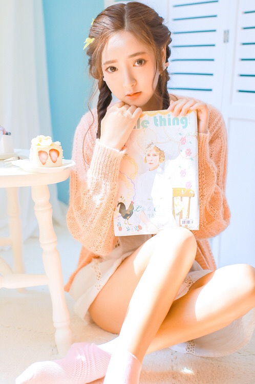图片[3]-Little girl-六色网