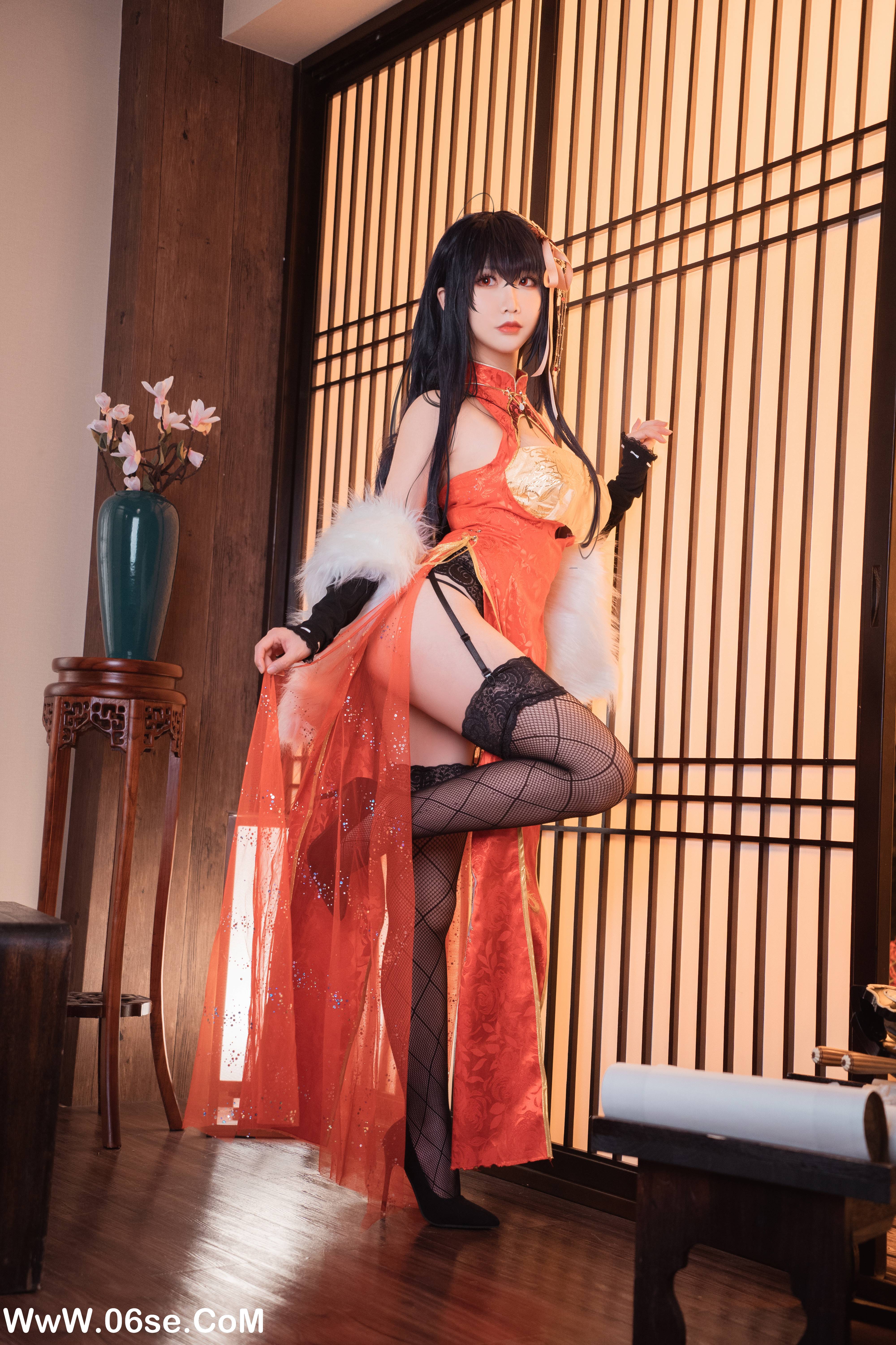 图片[17]-Coser面饼仙儿 NO.029 – 大凤旗袍 [30P383M]-六色网